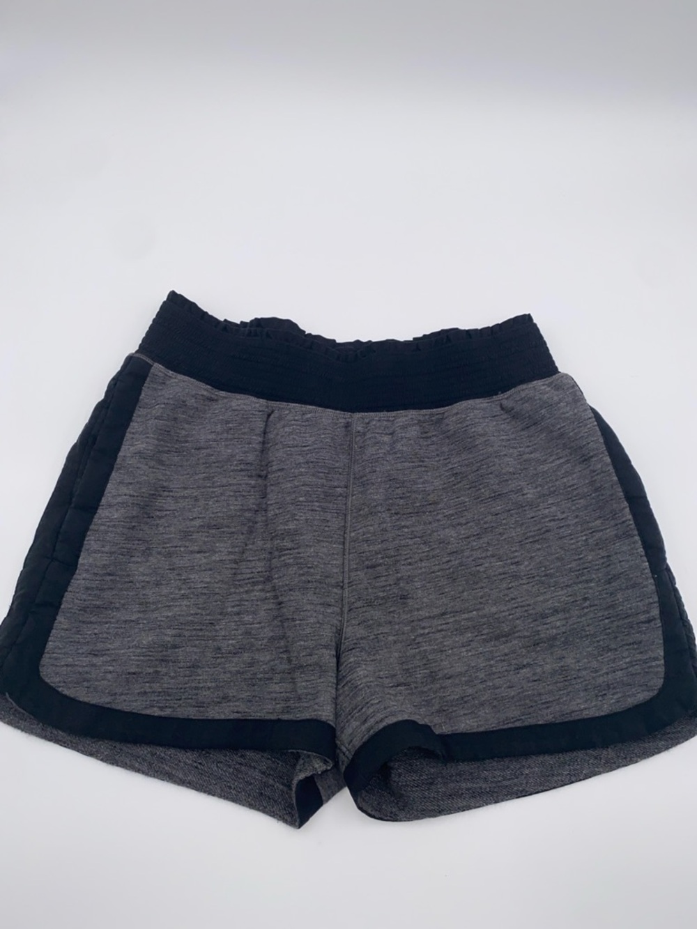 lululemon Varsity Heathered Gray Cotton shorts size 4 - Picture 1 of 8